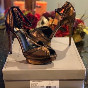 BCBGMAXAZRIA Heels